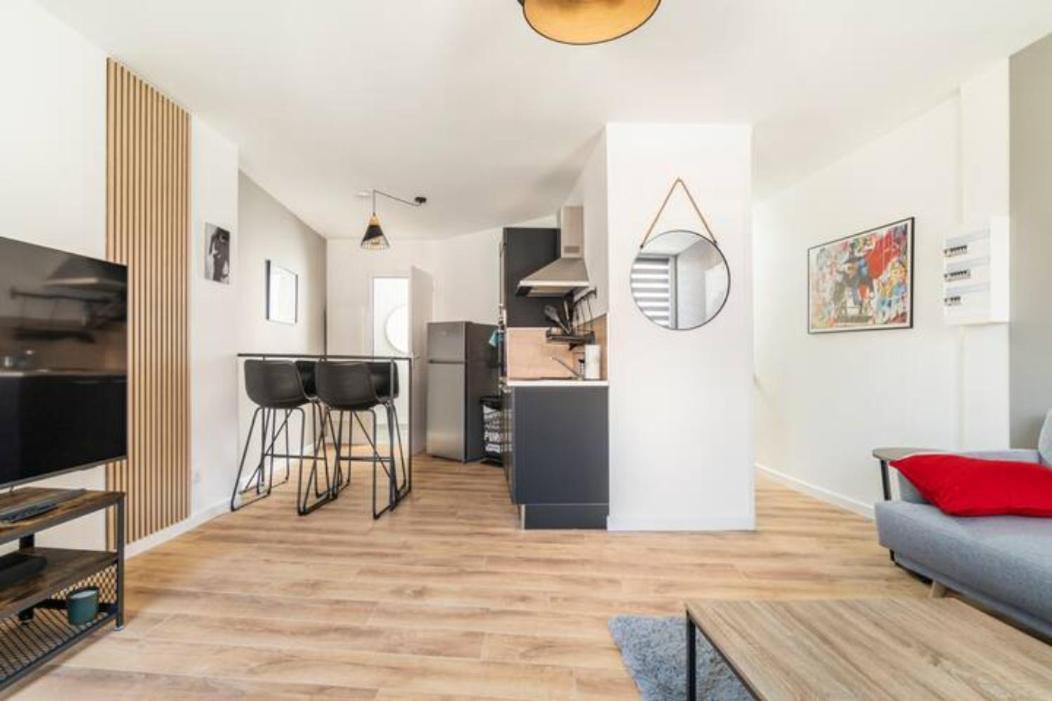 Voyage En Duplex En Hyper Centre Appartement Valenciennes Buitenkant foto